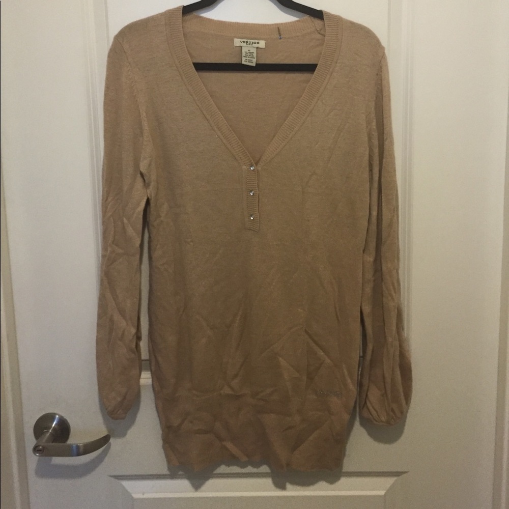 Vertigo Paris Rhinestone Button V-Neck Wool & Angora Blend Sweater New W/O Tag